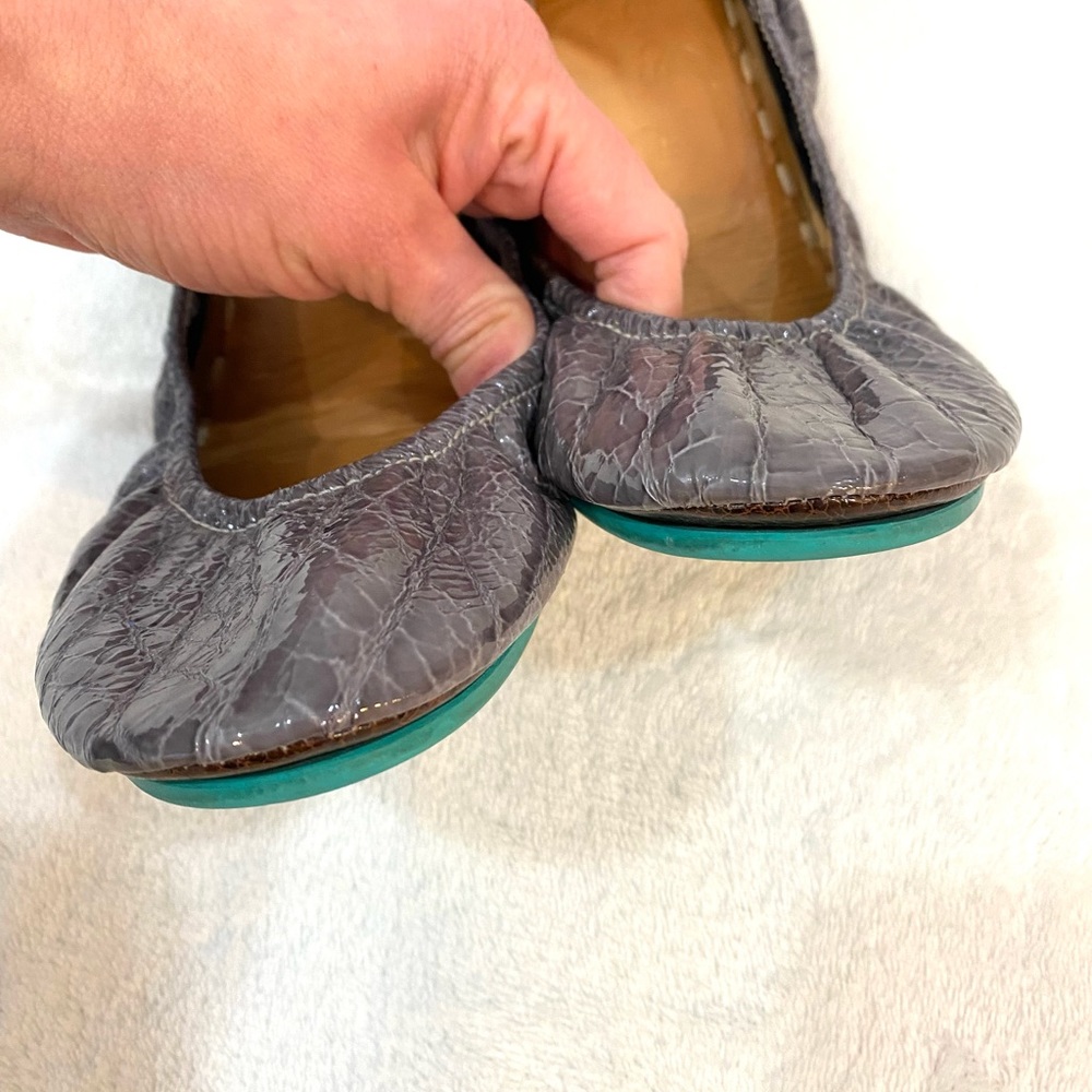 Tieks Slate Gray Croc Patent Leather Flats Size 9 - Picture 6 of 9